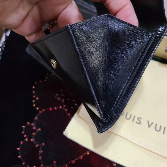 Louis Vuitton Wallet - Picture 11 of 16